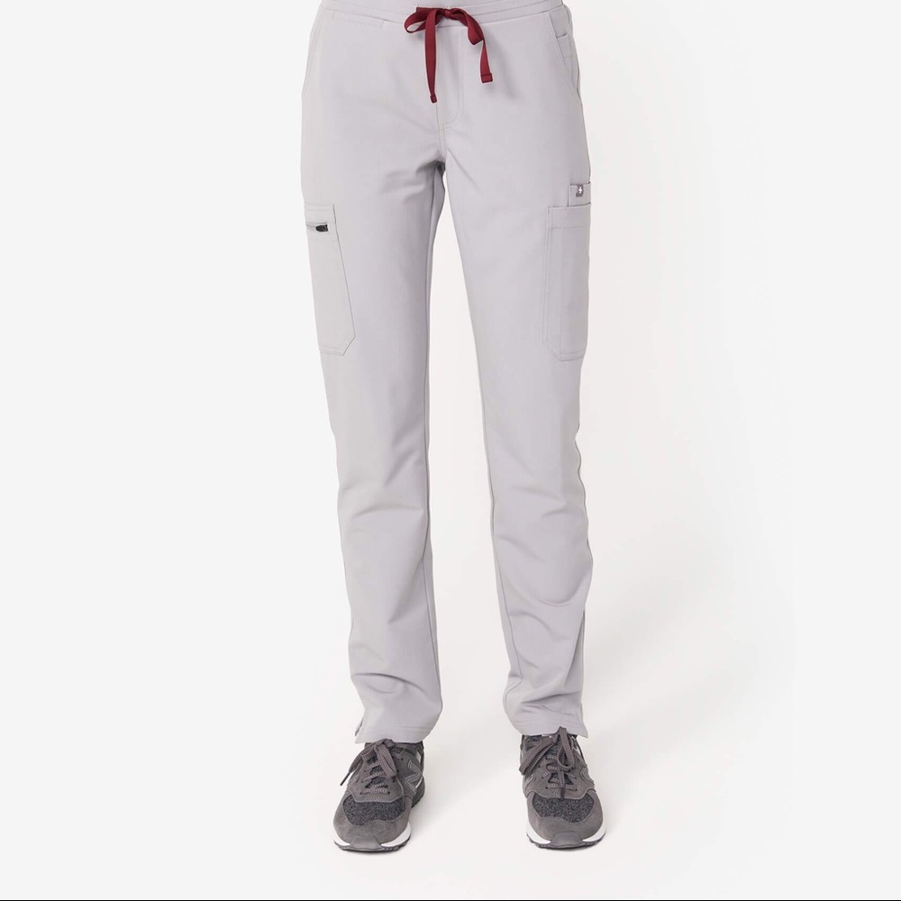 Figs women’s Yola pants tall xs in cement